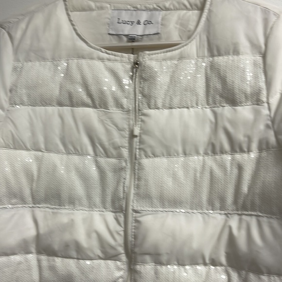 White puffer jacket - Picture 3 of 5